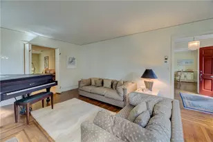 70 Sargent Ave, Providence, RI 02906 - Photo 7