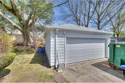 70 Sargent Avenue, Providence, RI 02906 - Photo 35