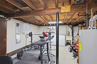 299 Woodward Avenue, East Providence, RI 02914 - Photo 35