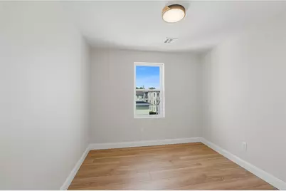 37 Webb Street, Pawtucket, RI 02860 - Photo 35