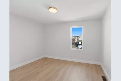 37 Webb Street, Pawtucket, RI 02860 - Photo 23