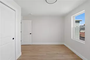 37 Webb St, Pawtucket, RI 02860 - Photo 27