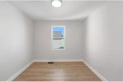 37 Webb Street, Pawtucket, RI 02860 - Photo 21