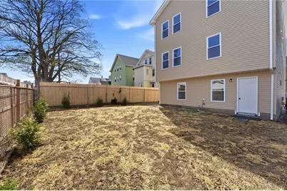 37 Webb Street, Pawtucket, RI 02860 - Photo 13