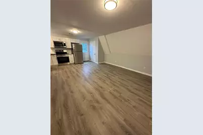 158 Roger Williams Avenue #2nd Fl, East Providence, RI 02916 - Photo 3