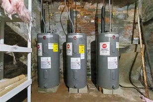 90 Pleasant St, Providence, RI 02906 - Photo 35