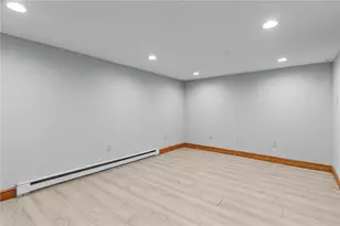 84 Phillip Ave, Cumberland, RI 02864 - Photo 37