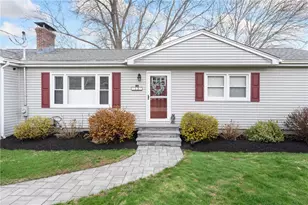 15 Green St, Cumberland, RI 02864 - Photo 3