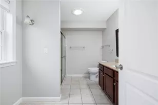2 Gray Coach Ln, Cranston, RI 02921 - Photo 15