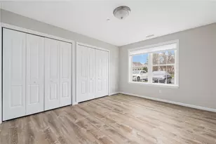 2 Gray Coach Ln, Cranston, RI 02921 - Photo 13