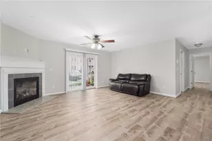 2 Gray Coach Ln, Cranston, RI 02921 - Photo 7