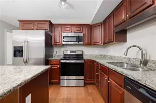 2 Gray Coach Ln, Cranston, RI 02921 - Photo 11