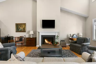 16 Bailey Brook Court, Middletown, RI 02842 - Photo 7