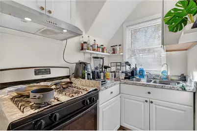 144 Camden Avenue, Providence, RI 02908 - Photo 13