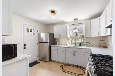 79 Archer Street, Pawtucket, RI 02861 - Photo 15