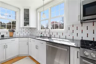 503 Seaside Dr, Jamestown, RI 02835 - Photo 13