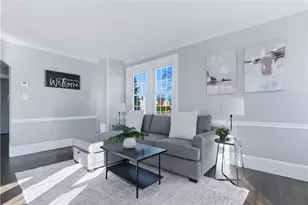 220 Vincent Ave, East Providence, RI 02914 - Photo 5