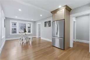 104 Woodbine St, Providence, RI 02906 - Photo 5