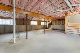 40 Allendale Ave, North Providence, RI 02911 - Photo 43