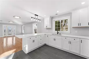 40 Allendale Ave, North Providence, RI 02911 - Photo 13