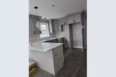 731 Potters Avenue, Providence, RI 02907 - Photo 5