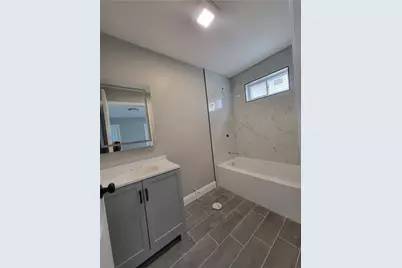 731 Potters Avenue, Providence, RI 02907 - Photo 7