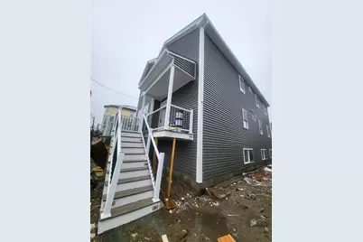 731 Potters Avenue, Providence, RI 02907 - Photo 3