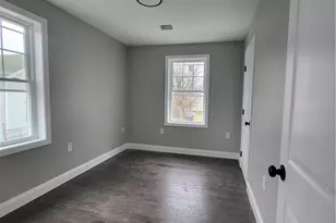 731 Potters Ave, Providence, RI 02907 - Photo 11