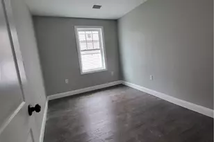 731 Potters Ave, Providence, RI 02907 - Photo 13