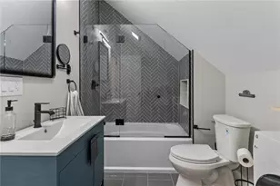 20 Summer St, Newport, RI 02840 - Photo 39