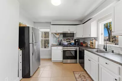 125 Ivy Street, East Providence, RI 02914 - Photo 7