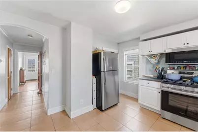 125 Ivy Street, East Providence, RI 02914 - Photo 9