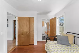 125 Ivy St, East Providence, RI 02914 - Photo 17