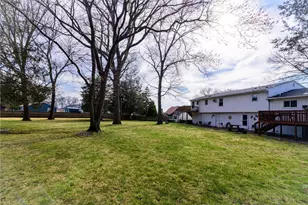 72 Janet Ct, Warwick, RI 02886 - Photo 37