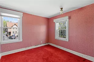18 Huntington Dr, East Providence, RI 02916 - Photo 35