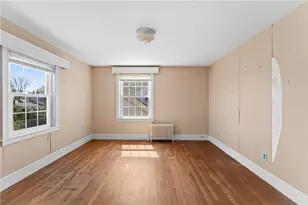 18 Huntington Dr, East Providence, RI 02916 - Photo 25