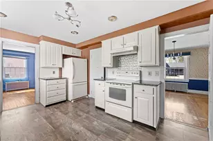 18 Huntington Dr, East Providence, RI 02916 - Photo 11