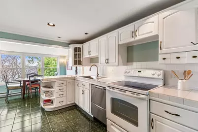 233 Terrace Avenue, East Providence, RI 02915 - Photo 17