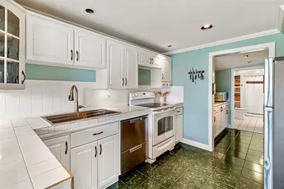 233 Terrace Avenue, East Providence, RI 02915 - Photo 15