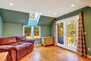 9 Knapton St, Barrington, RI 02806 - Photo 19