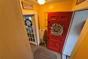 37 Aldrich St, West Warwick, RI 02893 - Photo 23