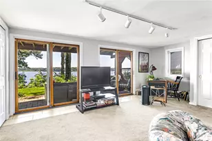 40 Oak Grove St, Warwick, RI 02818 - Photo 31