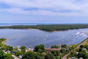40 Oak Grove St, Warwick, RI 02818 - Photo 7