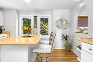 40 Oak Grove St, Warwick, RI 02818 - Photo 17