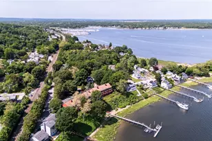 40 Oak Grove St, Warwick, RI 02818 - Photo 9