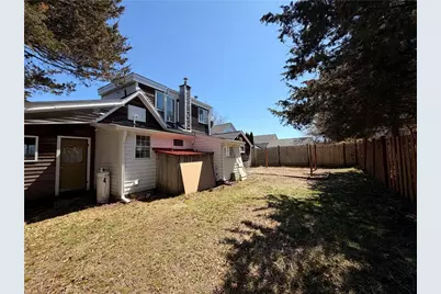 112 King Phillips Street, Portsmouth, RI 02871 - Photo 3