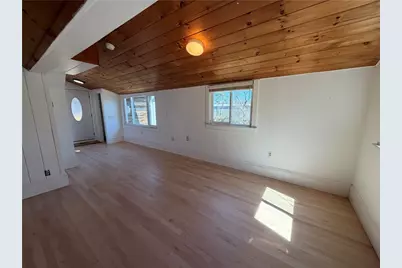 112 King Phillips Street, Portsmouth, RI 02871 - Photo 5