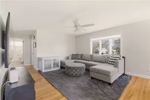 23 Birch St, Portsmouth, RI 02871 - Photo 11
