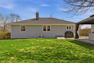 23 Birch St, Portsmouth, RI 02871 - Photo 37