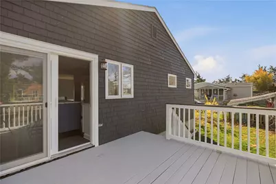 102 Easton Street, Portsmouth, RI 02871 - Photo 23